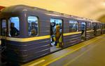 Пассажиры московского метрополитена спасли человека, упавшего на рельсы