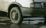 Жительница Омска выпала из маршрутки во время движения