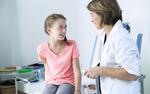 Как и когда отвести дочь к женскому врачу