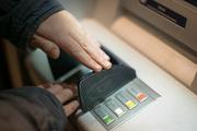 "Коммерсантъ" предупредил о новой схеме мошенничества через банкоматы