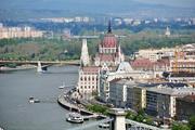 В Будапеште на реке Дунай перевернулся катер с туристами, есть погибшие