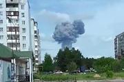 Огонь от пожара после взрыва на заводе в Дзержинске перешёл на соседнее здание