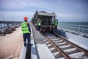 Начать движение поездов по Крымскому мосту планируется в конце этого года
