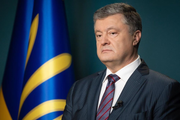 Политолог предположил, что возвращения Порошенко на Украину можно не ждать