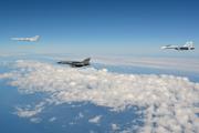 Видео: российские Су-27 отогнали истребитель НАТО от борта Шойгу