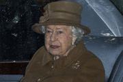 СМИ утверждают, что герцогиня Меган категорически отказалась участвовать в семейном совете с Елизаветой II