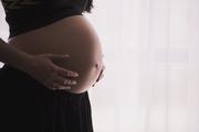 Беременным женщинам рекомендуют как можно чаще трогать живот
