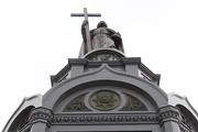 В Киеве могут снести памятник "самозванцу" князю Владимиру