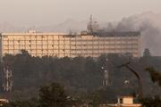 Террористы захватили заложников в отеле Кабула: есть погибшие