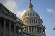 Сенаторам Конгресса США не удалось договориться по временному бюджету