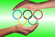 Песков назвал "удручающей новостью" недопуск "чистых" спортсменов на Олимпиаду
