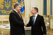 Волкер: Украина должна дать Донбассу особый статус