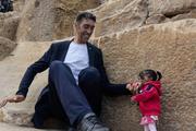 Видео, как самый высокий мужчина и самая маленькая женщина встретились в Египте