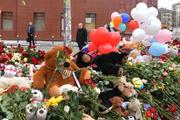В Кемерово сегодня прощаются с погибшими при пожаре в торговом центре