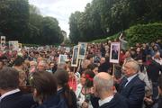 В Киеве началось шествие «Бессмертного полка»