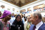 Путин: все  выиграют, если "женских историй успеха будет как можно больше"
