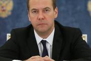 Медведев написал научную статью с обоснованием повышения пенсионного возраста