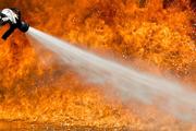 В Южном Чертанове произошел пожар в квартире, из огня были спасены три человека