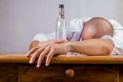 В России стали реже умирать от суррогатного алкоголя
