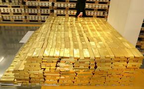 Золотой запас скоро достигнет 2 тыс. тонн