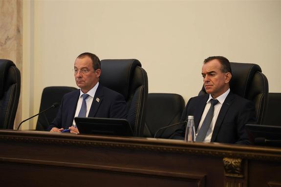 Депутаты ЗСК согласовали изменения в краевой бюджет