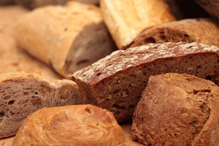 Диетолог: Хлеб способствует диабету и ожирению