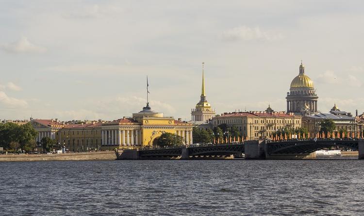 Тело китайской туристки достали из Невы