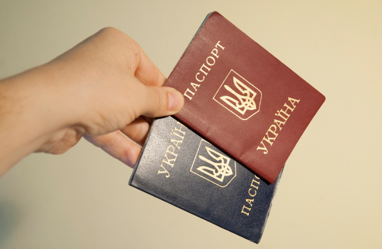 В ДНР за российскими паспортами выстроилась очередь