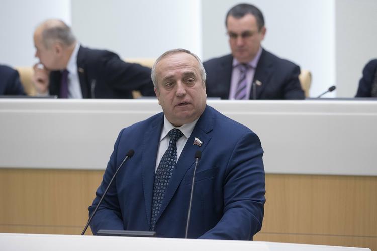 Клинцевич назвал действия киевской власти в направлении «обезлюдивания» ДНР и ЛНР