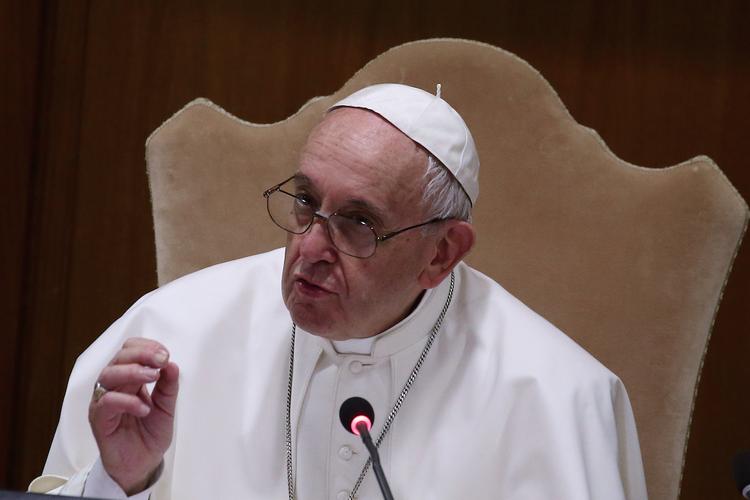 Папа Римский сообщил, что продолжает непрестанно молиться за мир на Украине