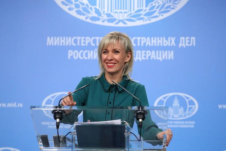 Мария Захарова отреагировала на отставку Терезы Мэй шуткой