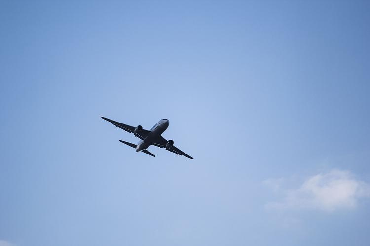 На борту самолета Boeing,  вернувшегося в аэропорт Сургута, находились 130 пассажиров