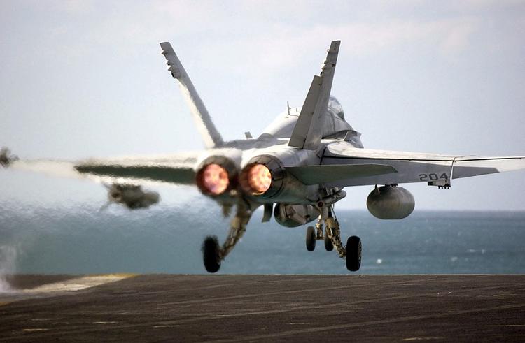 США могут остановить учения турецких пилотов на истребителях F-35 из-за С-400