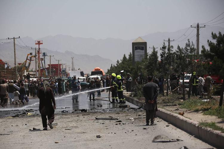 Количество погибших и пострадавших при взрывах в Кабуле увеличилось
