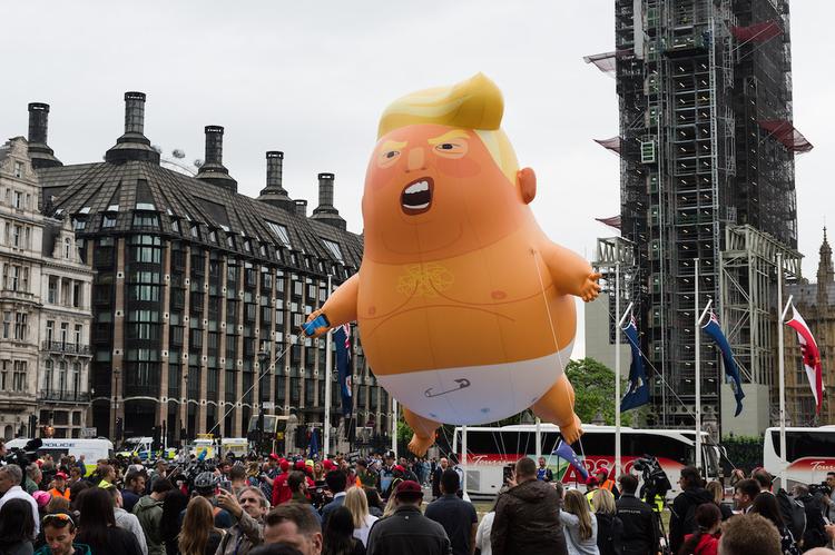В Британии Трамп увидел не толпы протестующих, а своих сторонников