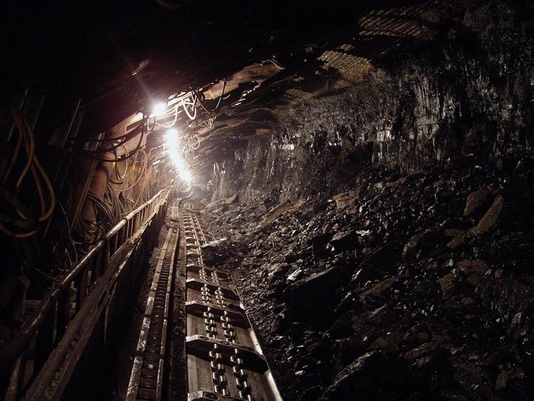 В ходе обвала шахты в Китае погибли девять человек