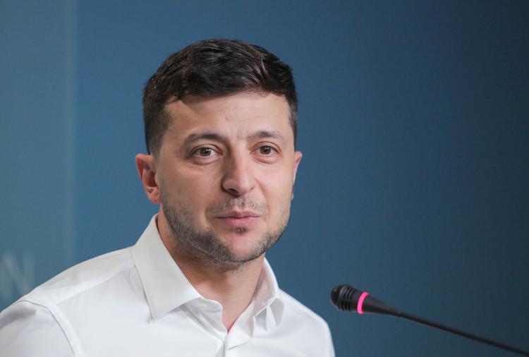 Депутат Рады заявила об абсурдном продолжении политики Порошенко на Украине