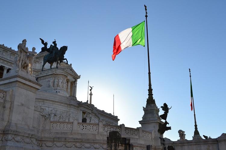 Размер государственного долга Италии достиг исторического максимума