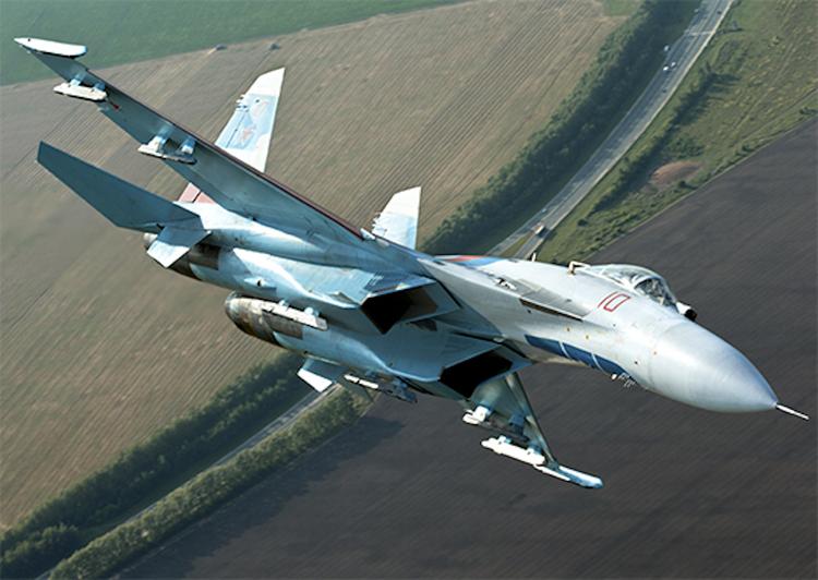 Российские Су-27 перехватили американские бомбардировщики у границ РФ