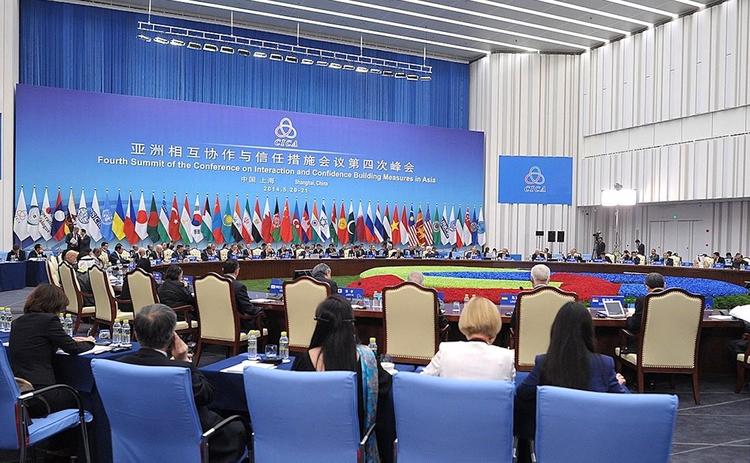 Нужно ли России вступать в «азиатское НАТО»?