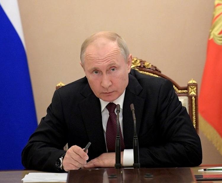 Владимир Путин согласился, что жить россиянам стало тяжелее