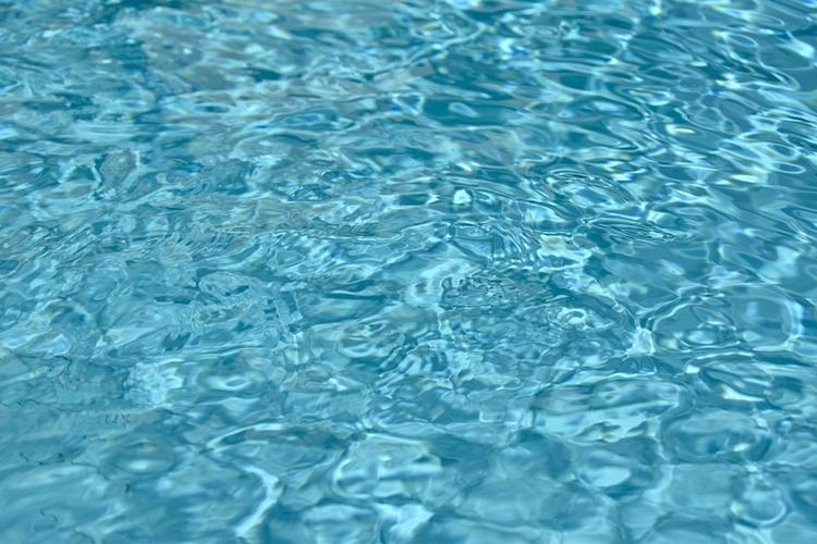 Ребенок утонул в бассейне частной базы отдыха под Костромой