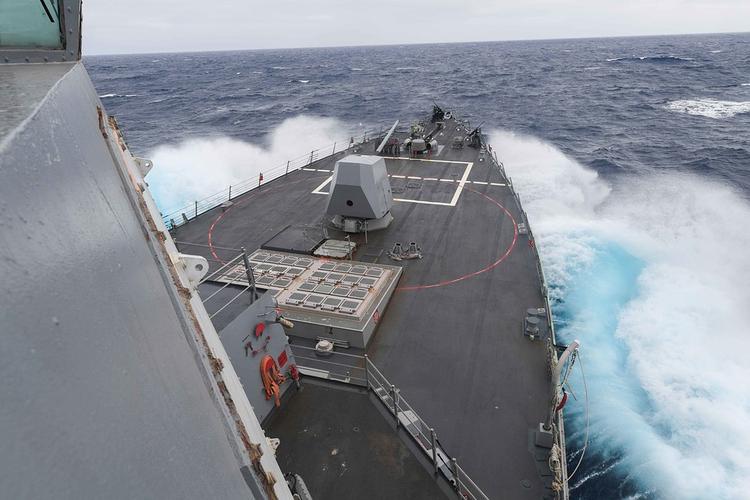 Российский политик назвал провокацией заход  эсминца ВМС США в Чёрное  море