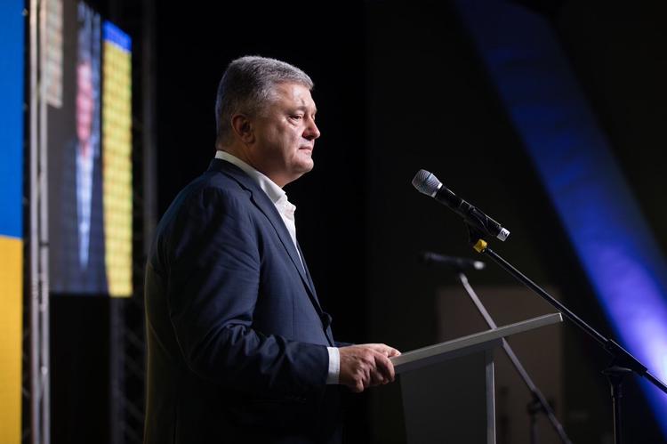 Петр Порошенко посетовал на вытеснение Украины на «обочину мировой политики»