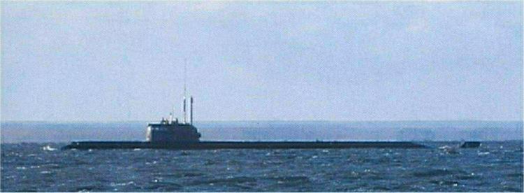 В сеть попали фотографии подлодки - носителя АС-31 в Баренцевом море