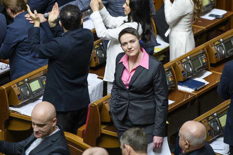 Надежда Савченко собралась агитировать за себя на территории непризнанной ДНР