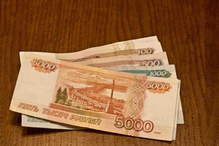 Эксперты ожидают падение рубля в следующем месяце