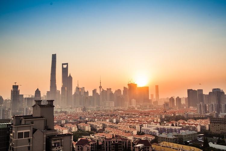 В Шанхае из-за жары ввели предпоследний уровень опасности