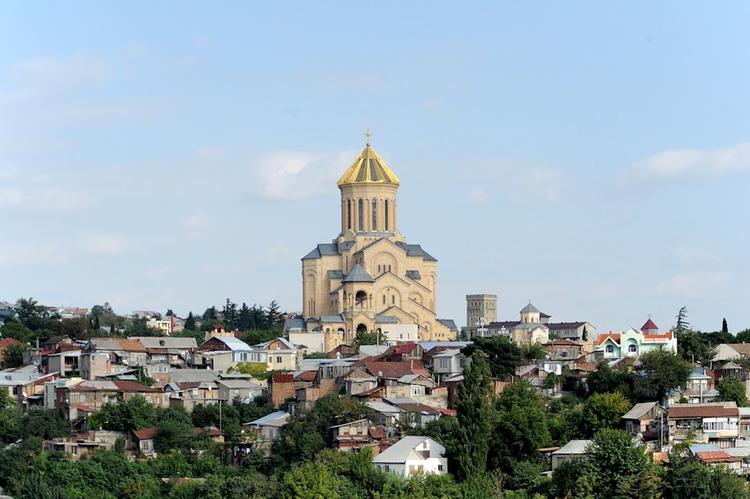 Власти Грузии заявили о сокращении в стране числа российских туристов