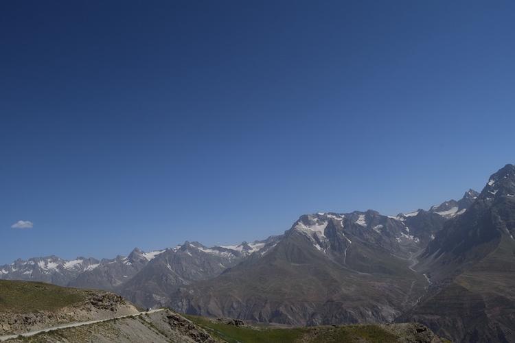 В Киргизии найдено тело погибшего альпиниста из России